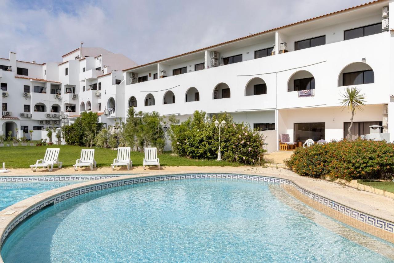3 Minutes To The Beach, 2 Bedroom Amazing Apt With Balcony, Bbq Grill And Pool サグレス エクステリア 写真